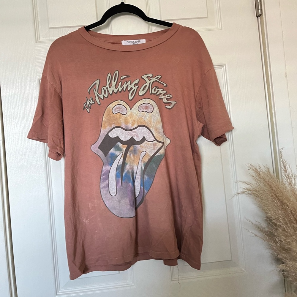 - Rolling Stone T-Shirt by Daydreamer -